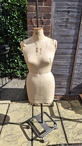 Kennett lindsell ltd - &, female