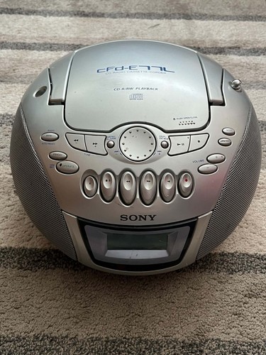 Sony radio cassette - cd,