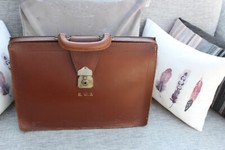 Vintage Chestnut Brown Leather