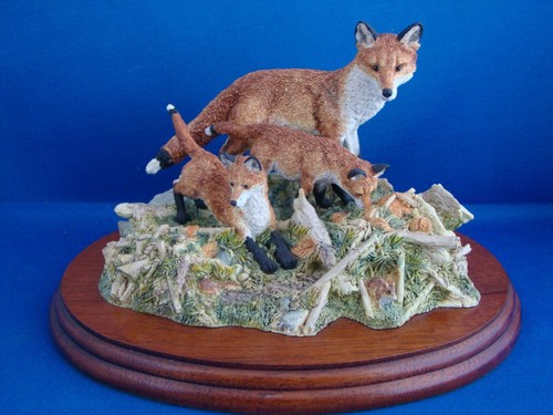 Border fine arts sculpture - fine,