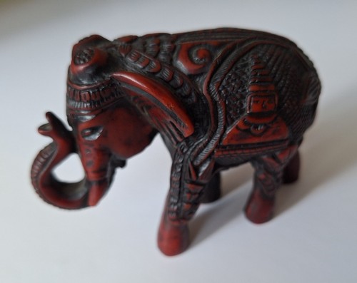 Ornament rasin red elephant - red,