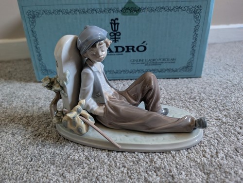 Lladro time to rest - ,