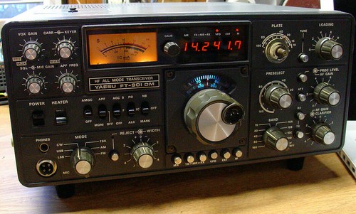 Yaesu 901dm transceiver - yaesu,