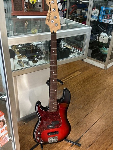 Squier fender precision - fender,