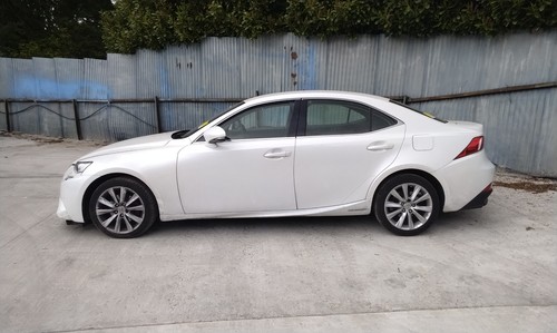 Lexus 300h hybrid - hybrid, breaking