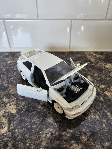Burago escort cosworth - 1/24,