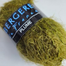 Bergere de France Plume shade 25516 Jungle green, various lots, brushed chunky