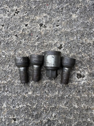Audi locking wheel nuts and - locking,
