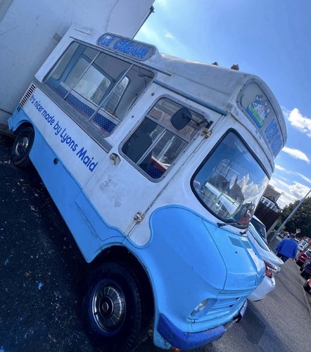 Ice cream van bedford - cf, 1974
