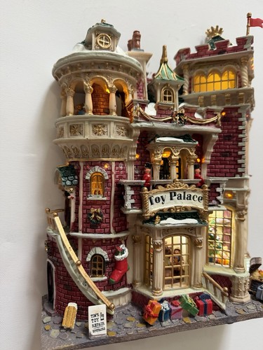 Lemax toy palace lighted - lemax,