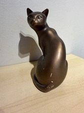 ARTFORUM Cleo The Cat sitting