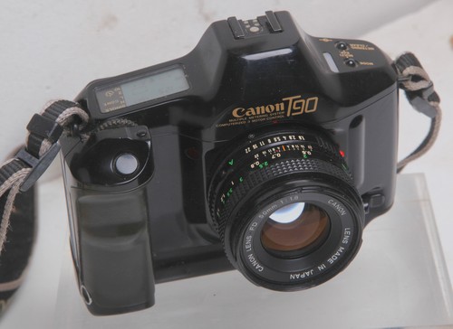Canon t90 camera - t90, f1.8