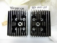 Yamaha CS5 RD200 Cylinder Head L/R NOS Top Barrel Bloc 337-11111-00 337-11121-00