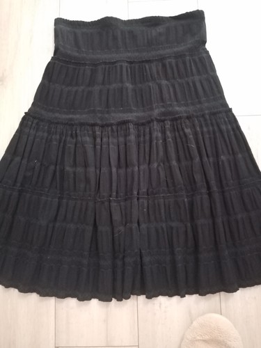 Black tiered gypsy - tiered,