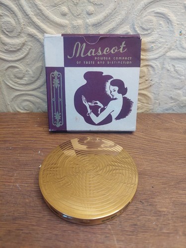 Vintage mascot powder - vintage, "mascot"
