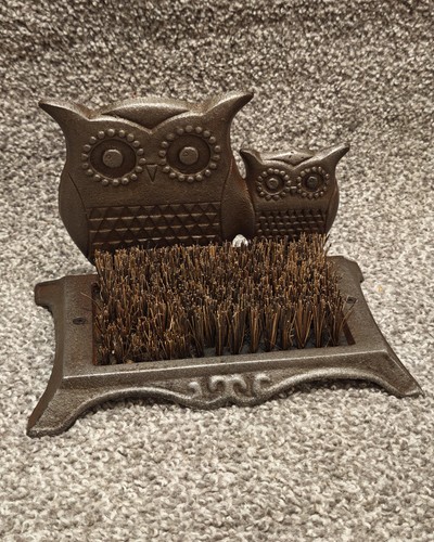 Cast iron owl shaped boot - owl,