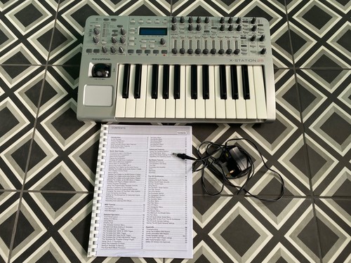 Novation station key - x-station, 25-key