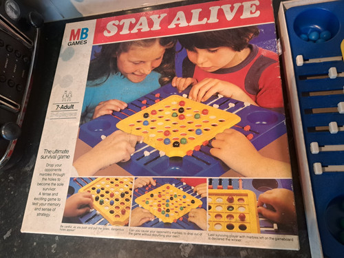Vintage 1970 stay - 1970's, game