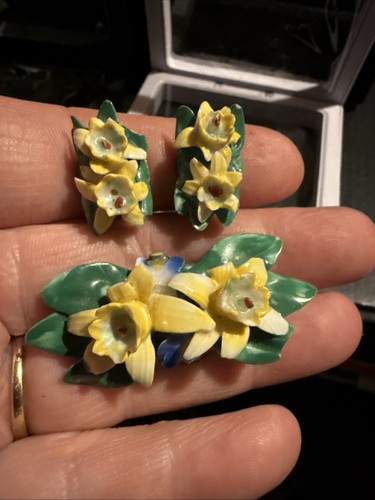 Vintage china yellow flower - china,
