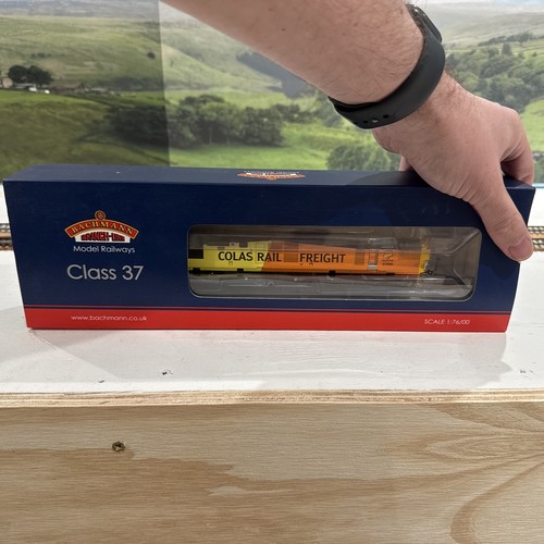 Bachmann 789 class colas - bachmann,