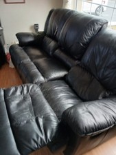  black sofa recliner good condition retractable cup holders clean 2 recliners
