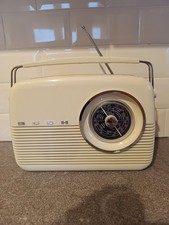 Vintage look Retro Bush TR82 B