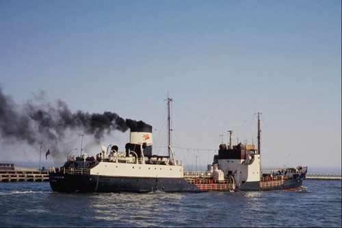 535020 british bitumen tanker - british,