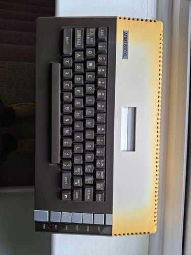 Atari 800xl computer includes - atari,