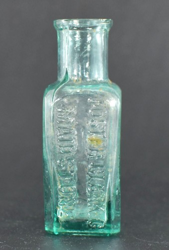 Antique apothecary chemist - antique,