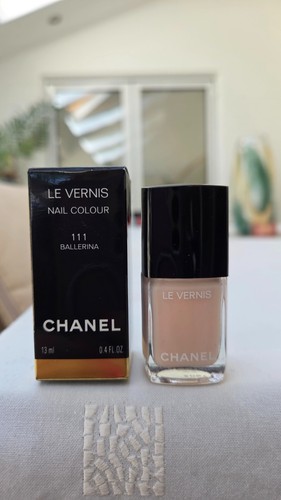 Chanel vernis nail colour - chanel, le