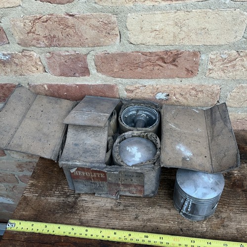 Vintage ford hepolite - hepolite, pistons