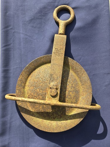 Antique rope wheel pulley - wheel,