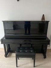 Yamaha U30A Upright Piano | Polyester Black c.1991