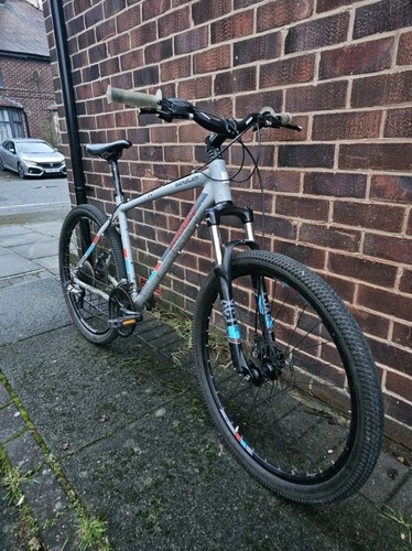 Saracen tufftrax disc hardtail - saracen,