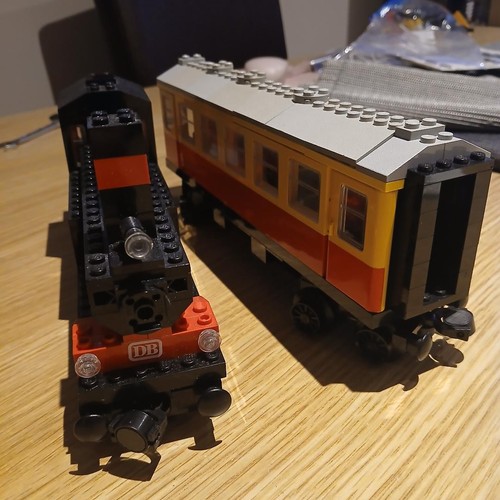 Lego 7740 train passenger - train,