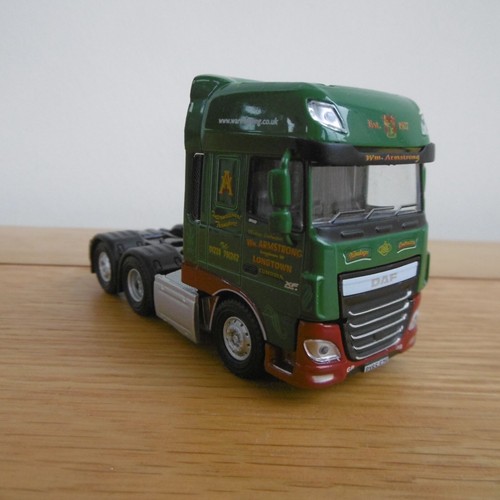 Oxford scale model truck - scale,