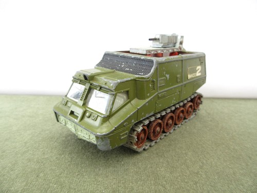 Dinky toys 353 ufo shado - 353,