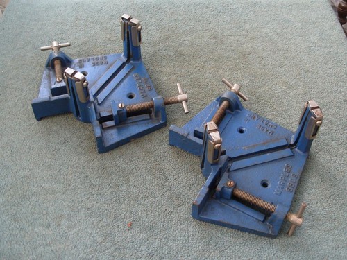 Two mitre sawing guide - two,