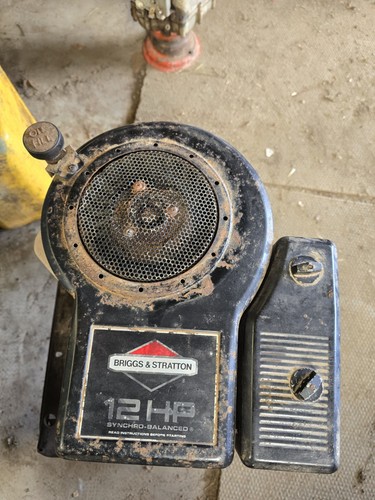 Briggs and stratton engine - briggs,