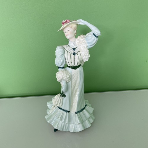 Coalport golden age - coalport, figurine