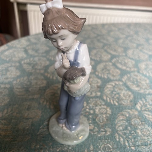 Nao lladro porcelain figurine - lladro,