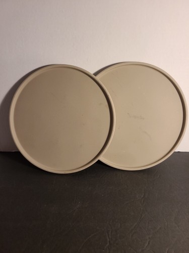 Pampered chef stoneware pizza - pampered,