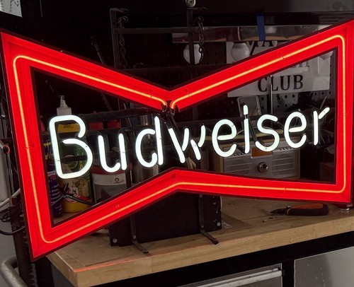 Budweiser neon sign - sign, vintage