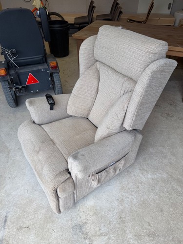 Admiral premium rise recline - admiral,