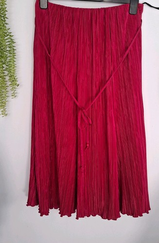Fuschia pleat crinkle lined - crinkle,