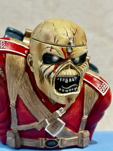 Iron maiden the trooper - maiden,