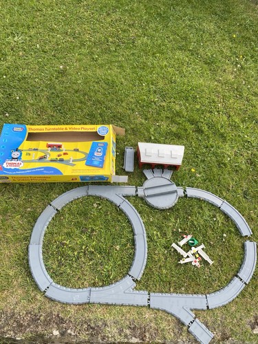 Thomas tank engine - thomas,