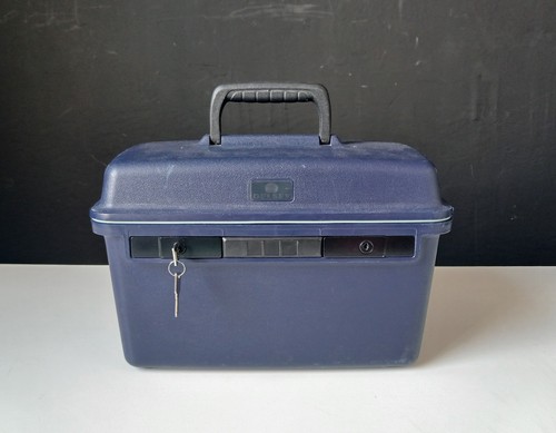 Vintage delsey hard - vintage, shell