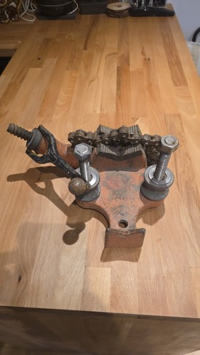 Chain pipe vise 1 2 - vise, 1/8"-2-1/2"