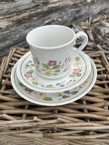 Country lane floral - floral, cup